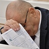 Detalj iz odluke o financiranju CIK-a: Kupuje li HDZ vrijeme i(li) "eutanazira" Schmidta