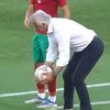 Halilhodžić dobio najveće zvižduke u karijeri nakon situacije kraj aut-linije