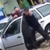 Policajci pomažu mještanima Čelića u najtežim trenucima za vrijeme poplava
