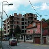 Tragedija u Kaknju, sin usmrtio majku pa pokušao samoubistvo