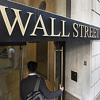 Wall Street tone dok istovremeno strahovi od recesije rastu