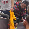 Najnovije pojačanje Arsenala "kupilo" navijače hit reakcijom kad je vidio ko mu traži potpis