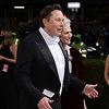 Musk tvrdi kako nove fabrike Tesle gube milijarde dolara