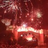 Red Army spektakularnom bakljadom i vatrometom na Starom mostu obilježio 100. rođendan Veleža