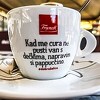 Natpis na šoljici hrvatskog proizvođača kafe izazvao reakcije: Nova Domaćica na pomolu