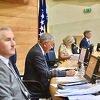 Zašto niko nije uložio amandman da se povećanje plata ne odnosi na političare?