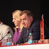 Dodik predstavio novi slogan SNSD-a i objasnio šta predstavlja golub