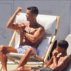 Ronaldo pokazivao mišiće sinu, porodica odmara na jahti vrijednoj 6,3 miliona eura