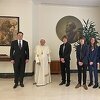 Elon Musk se nakon dugo vremena oglasio na Twitteru, objavio sliku sa Papom