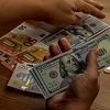 Evropska valuta u velikim problemima: Euro pao ispod dolara, a padat će i dalje