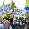 Protesti ispred OHR-a se nastavljaju od devet sati, demonstranti traže obraćanje Schmidta