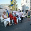 Nekolicina građana prespavala ispred OHR-a: Trolejbusi ne rade, očekuje se nastavak protesta