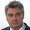 Milanović nastavlja vrijeđati, demonstrante protiv Schmidtovog prijedloga nazvao "unitarističkom ruljom"