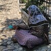 Problem prosjačenja kvari sliku Mostara: Ne smeta im ni policija ni nesnosna vrućina