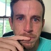 Direktor iz SAD-a izazvao lavinu kritika nakon fotografije na kojoj plače jer otpušta radnike