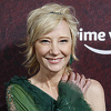 Nakon saobraćajne nesreće preminula glumica Anne Heche