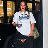 Rihanna ponovo izazvala pažnju zbog modnog odabira: Pobogu, kakve su ovo čizme?