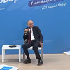 Putin šokirao bizarnom šalom o "gumenoj guzi", a onda i nekontroliranim trzanjem