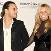 Bivšem mužu Britney Spears platili su 2 miliona dolara da otkrije "sočne" detalje iz njenog života