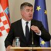 Milanović nazvao Schmidta nelegitimnim pa se požalio da nije učinio ništa