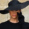 Meghan Markle pustila suzu za kraljicom, ljudi u nevjerici: Glumica, i to loša glumica