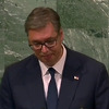 Zanimljiva reakcija prevoditelja na Vučićev govor, nasmijao se nakon rečenice "Živjela Srbija"