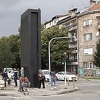 Na Vrbanja mostu u Sarajevu neko postavio ogromni LED ekran, Mandić poručio: Sutra ga uklanjamo