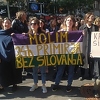 Stotine građana na protestu ispred Informera, glavni urednik fizički napadnut