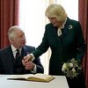 Kralj Charles se našalio na svoj račun nakon brojnih nezgoda s olovkama