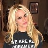 Britney Spears ponovo šokirala fanove, objavila fotografije na kojima pozira gola
