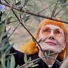 Josipa Lisac u malo drugačijem izdanju, elegantna diva pomagala u berbi maslina