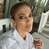 Jennifer Lopez se istezala na balkonu hotela, pa nehotice pokazala više nego što je trebalo
