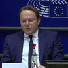 Oliver Varhelyi: Davanje statusa kandidata je ponuda narodu Bosne i Hercegovine