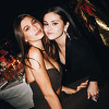 Ljubile su istog dečka, a sada se vole: Hailey Bieber i Selena Gomez u prisnom zagrljaju