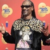 Snoop Dogg zaposlio djevojku koja mu mota joint, otkrila koliko on dnevno ispuši