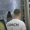 Požar u Arena Sport Centru u Mostaru, posjetioci razbijali prozore da izađu