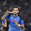 Napoli će ponuditi bolji ugovor Kvaratskheliji, žele ga Manchester United i Liverpool