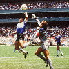 Lopta kojom je Maradona postigao gol "Božijom rukom" prodana na aukciji, sudija te utakmice postao milioner