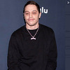 Stručnjaci pokušavaju objasniti kako je Pete Davidson postao najveći zavodnik u Hollywoodu