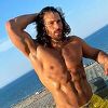 "Turski Jason Momoa" pozirao samo u donjem vešu i pokazao zavidan torzo i isklesane mišiće