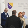 Klub Bošnjaka u ZDK blokirao konstituirajuću sjednicu, 18 zastupnika želi nastavak