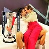 Novak Đoković nakon osvojenog mastersa pozirao s peharom u Jeleninom zagrljaju: Najljepši par
