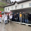 Ispred Doma zdravlja Konjic protestuju nezadovoljni radnici, podržavaju ih kolege iz Mostara