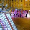 Otvoren je Advent u Zagrebu: Pogledajte kako izgledaju poznate lokacije u božićnom ruhu