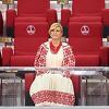 Kolinda Grabar-Kitarović se na utakmici Hrvatske protiv Kanade pojavila u narodnoj nošnji