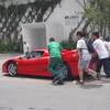 Skupocjeni Ferrari F50 upalio "na guranje"