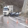 Jedna osoba povrijeđena u teškom sudaru automobila i kamiona kod Srebrenika