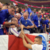 Neprijatna situacija pred početak polufinala: Mbappe loptom nokautirao navijača