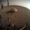 Lander InSight poslao možda i zadnju fotografiju s Marsa, nestaje mu energije