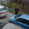 Prepoznajete li muškarca koji je iz automobila ispred sarajevskog vrtića ukrao torbu?